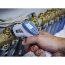 BGS   6007   Termómetro de fiebre para la frente   sin contacto, por infrarrojos   para personas + medición de objetos   0 - 100