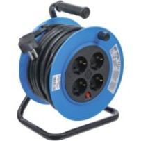 BGS   3360   Enrollador de cable   15 m   3 x 1,5 mm²   4 tomas   IP 20   3000 W