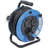 BGS   3375   Enrollador de cable   25 m   3 x 1,5 mm²   4 tomas con tapas de cierre   IP 44   3500 W
